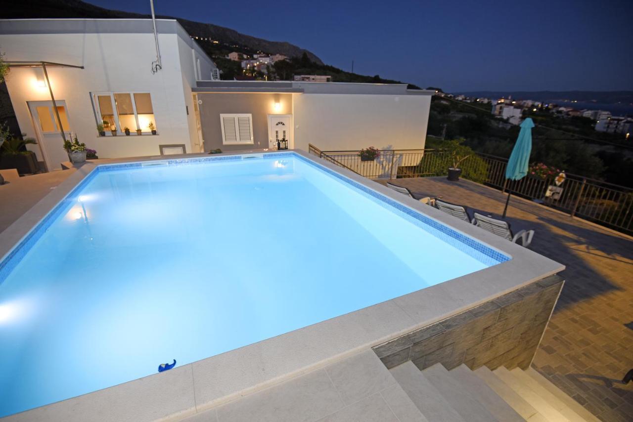 Apartments Lidija - Sea View Apartment With Exclusive Right Of Using Hot Tub Or Split Level Apartment With Exclusive Right Of Using Pool Podstrana Exterior foto