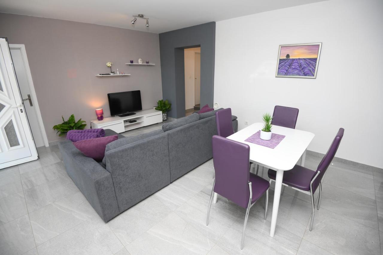 Apartments Lidija - Sea View Apartment With Exclusive Right Of Using Hot Tub Or Split Level Apartment With Exclusive Right Of Using Pool Podstrana Exterior foto