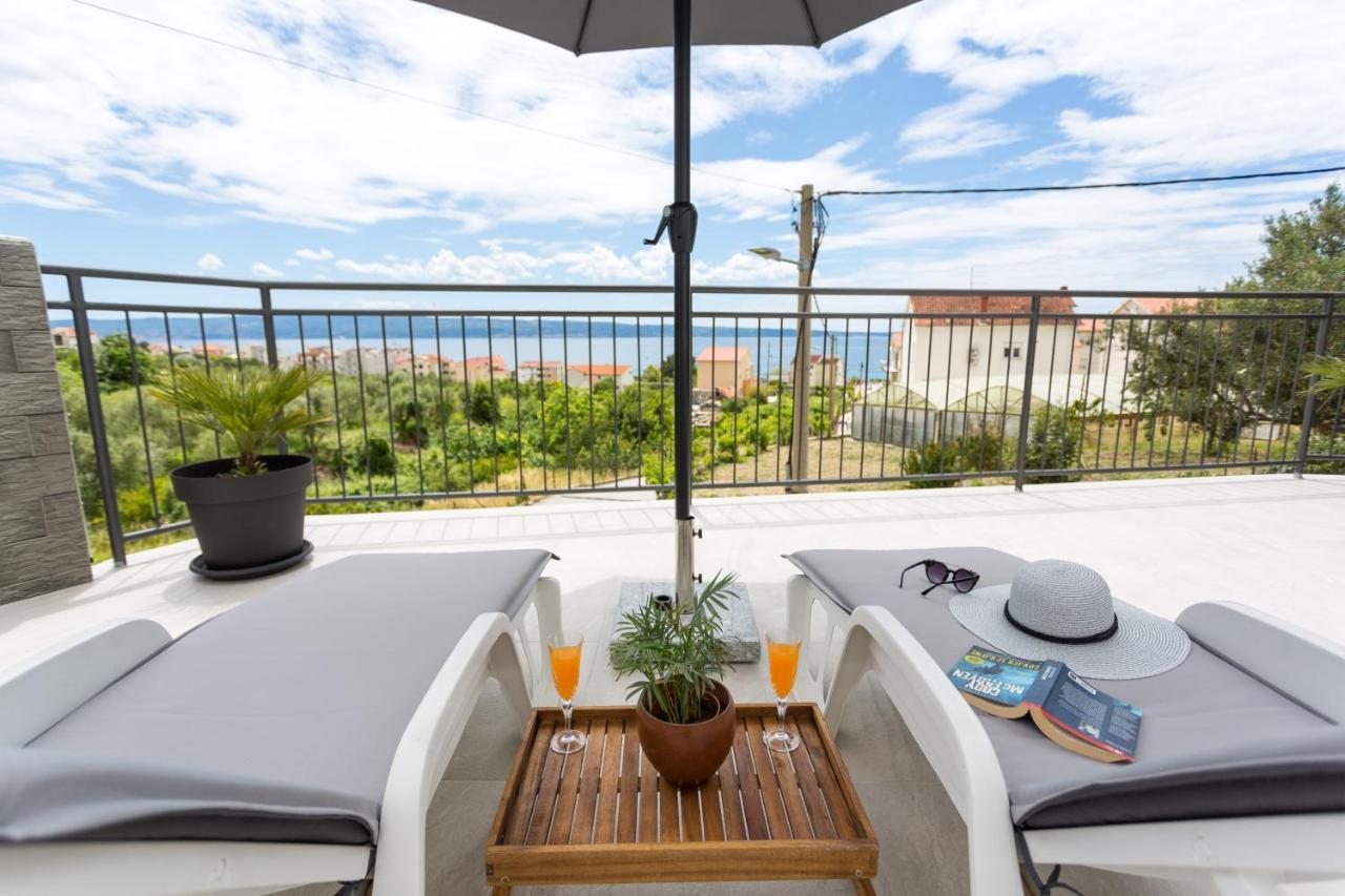 Apartments Lidija - Sea View Apartment With Exclusive Right Of Using Hot Tub Or Split Level Apartment With Exclusive Right Of Using Pool Podstrana Exterior foto
